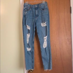 Hight waisted ripped jeans